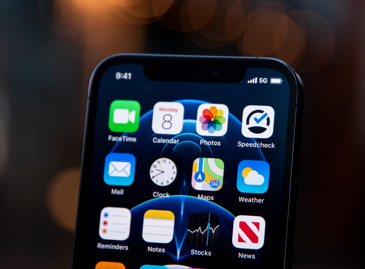 河津苹果手机维修分享为什么 iPhone 12 在冬季会自动关机 