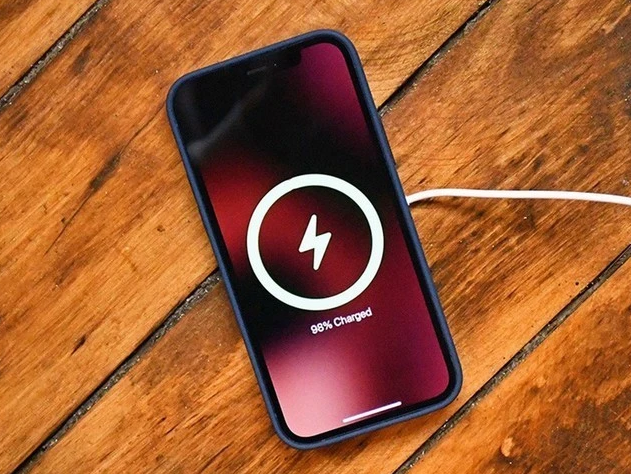 河津苹果手机维修分享iPhone 12可以随便充电吗 